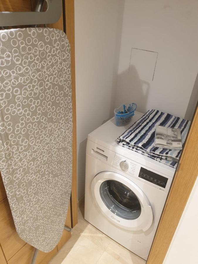 Ocean Village Apartment 直布罗陀 外观 照片