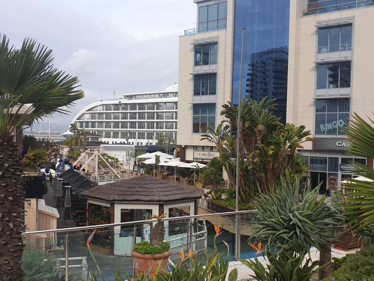 Ocean Village Apartment 直布罗陀 外观 照片